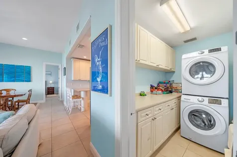 Pair Of Aces Abaco BS