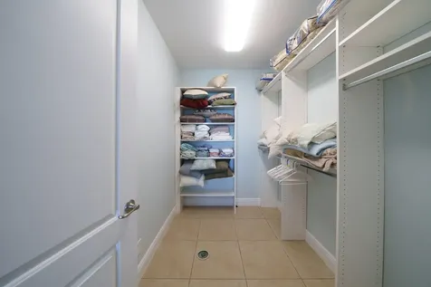 Pair Of Aces Abaco BS