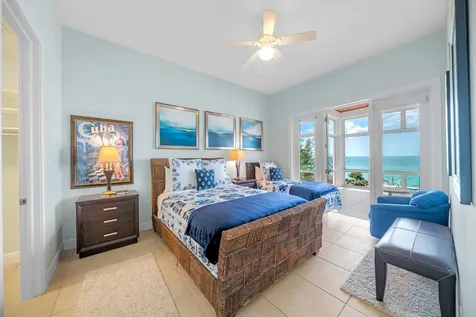 Pair Of Aces Abaco BS