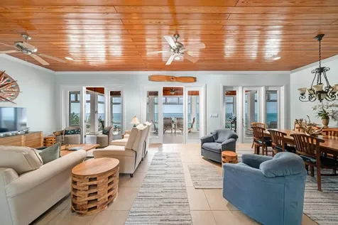 Pair Of Aces Abaco BS