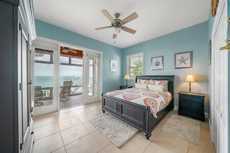 Pair Of Aces Abaco BS