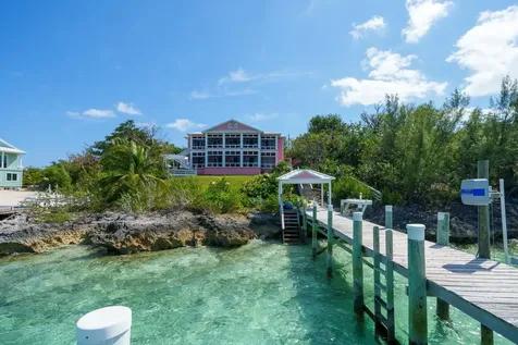 Pair Of Aces Abaco BS