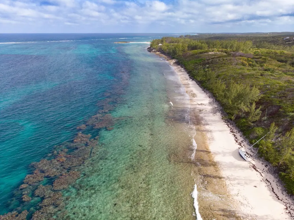 Banks Road Lot B22 Eleuthera BS