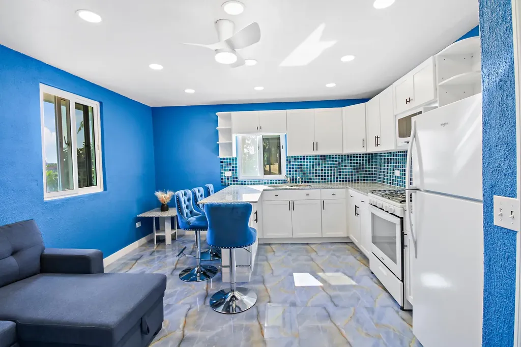 West Bay Street New Providence Paradise Island BS