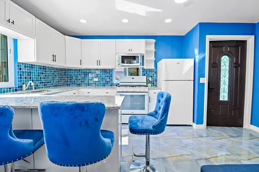 West Bay Street New Providence Paradise Island BS