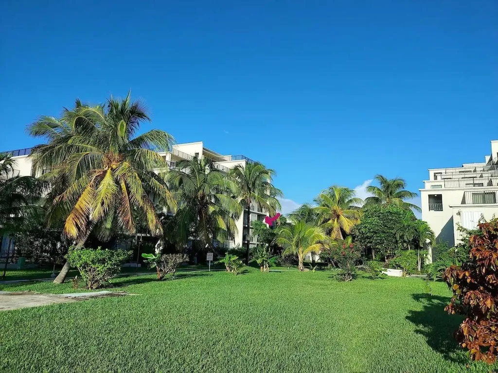 Coral Beach Grand Bahama Freeport BS