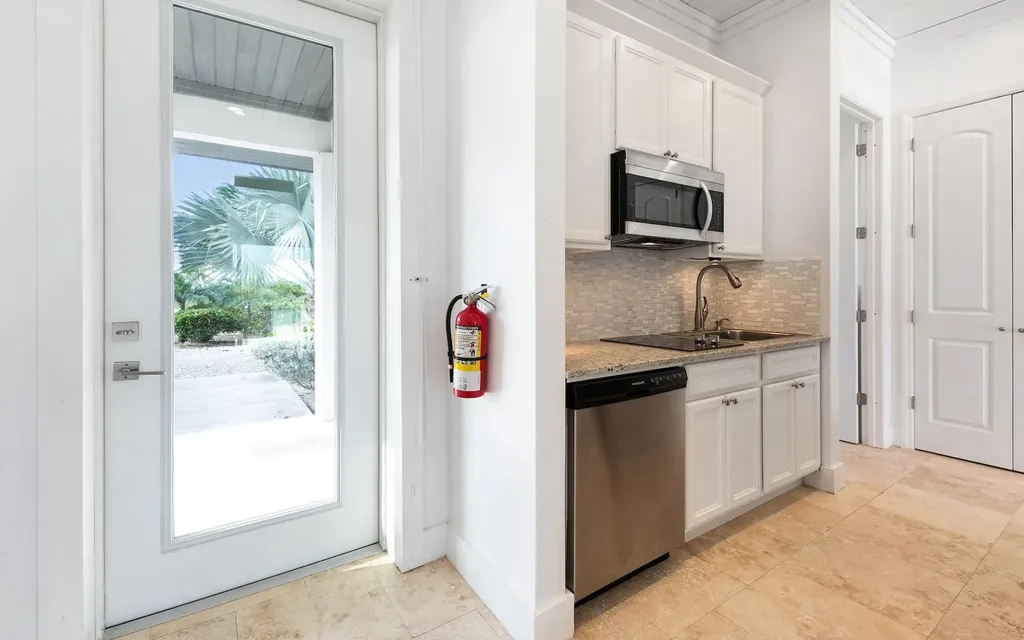 Fountain Bay Resort & Marina Cat Island BS