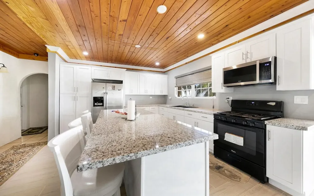 Fountain Bay Resort & Marina Cat Island BS