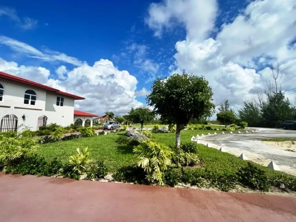 Pine Bay Estate Home Grand Bahama Freeport BS