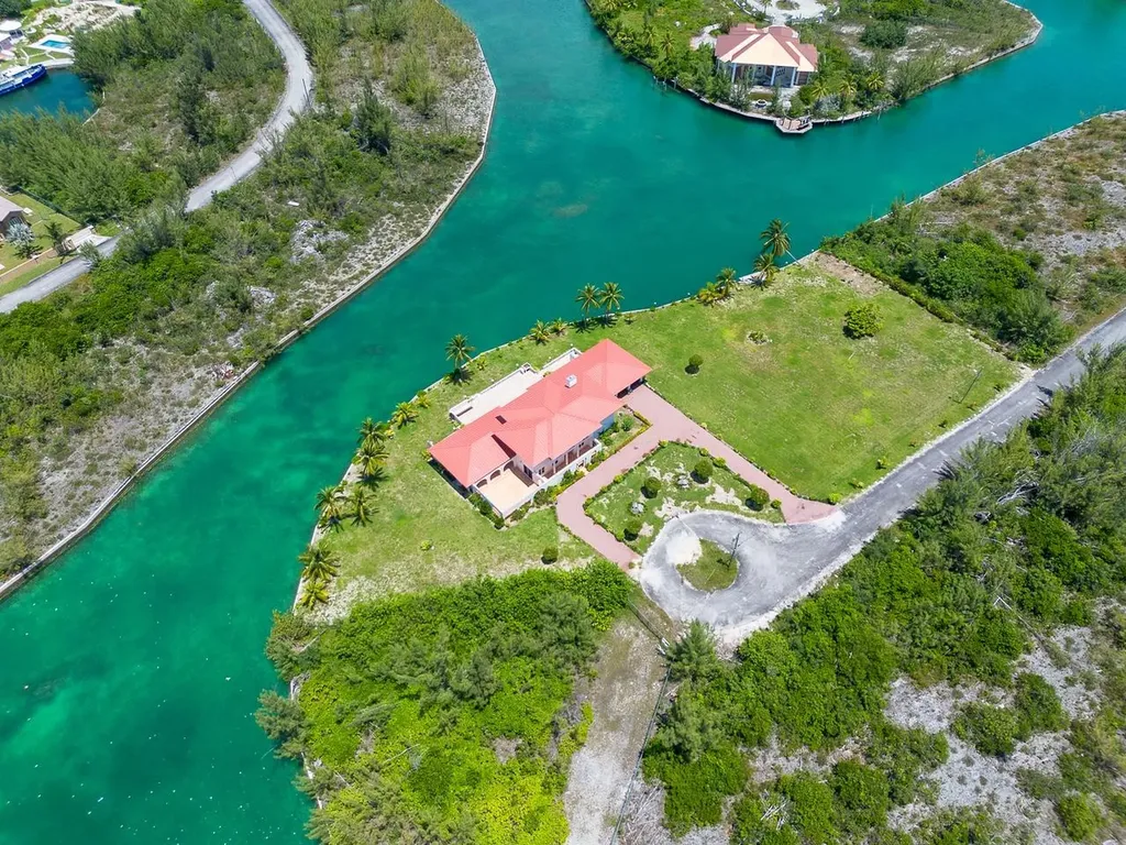 Pine Bay Estate Home Grand Bahama Freeport BS
