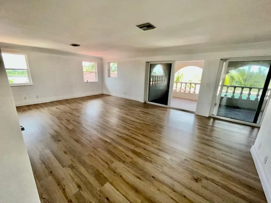 Pine Bay Estate Home Grand Bahama Freeport BS