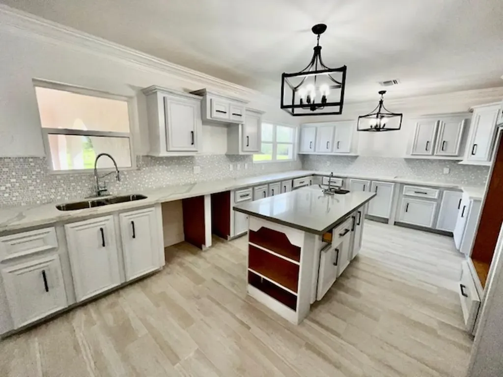 Pine Bay Estate Home Grand Bahama Freeport BS