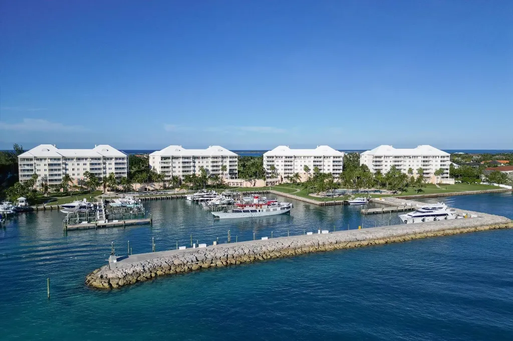 Ocean Club Residences & M New Providence Paradise Island BS