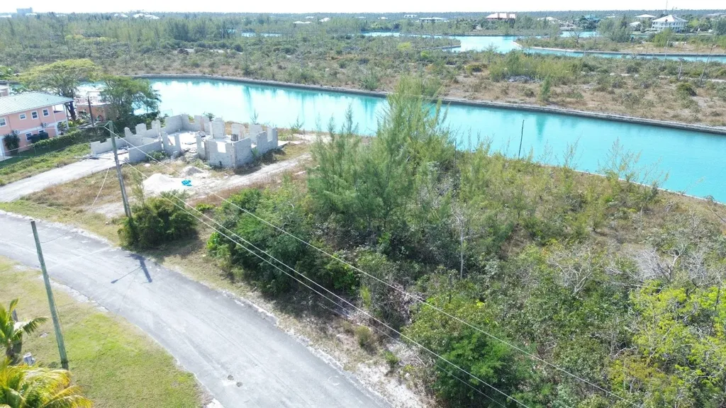 Pine Bay Canal Front Grand Bahama Freeport BS