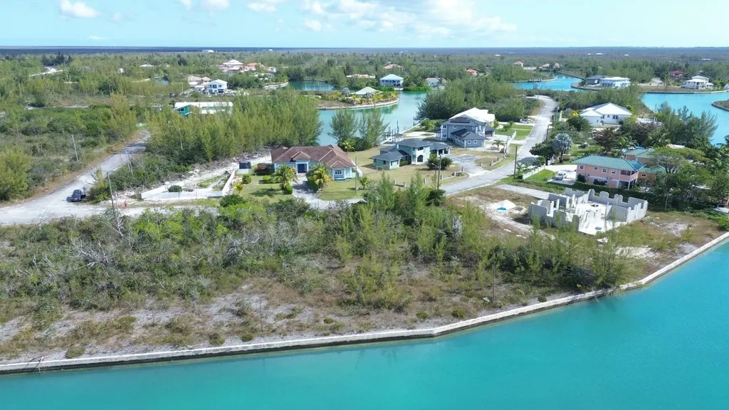 Pine Bay Canal Front Grand Bahama Freeport BS