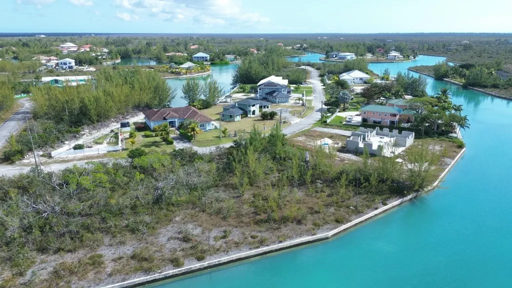Pine Bay Canal Front Grand Bahama Freeport BS