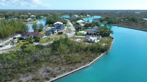 Pine Bay Canal Front Grand Bahama Freeport BS