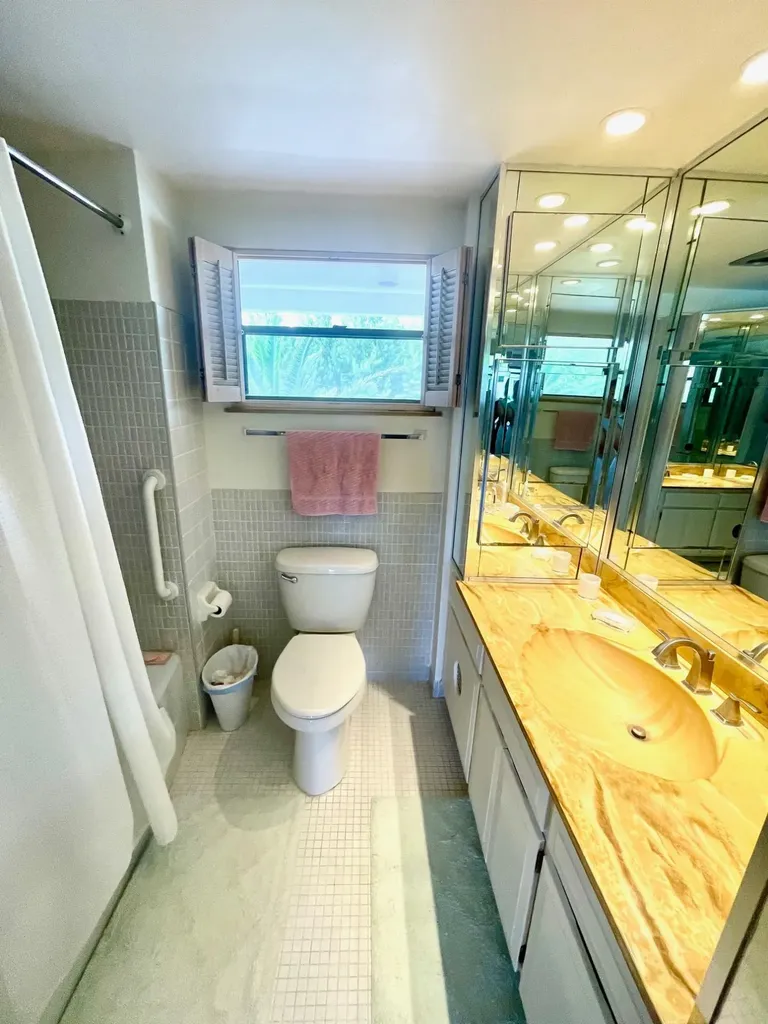 Silver Point Condominium Grand Bahama Freeport BS