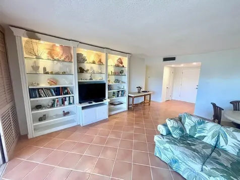 Silver Point Condominium Grand Bahama Freeport BS