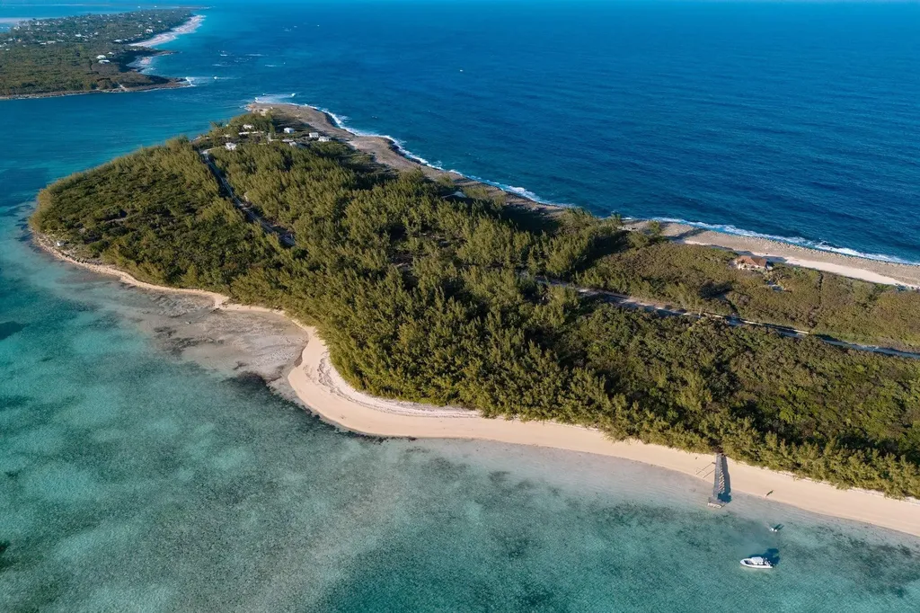 Whale Point Land Eleuthera BS