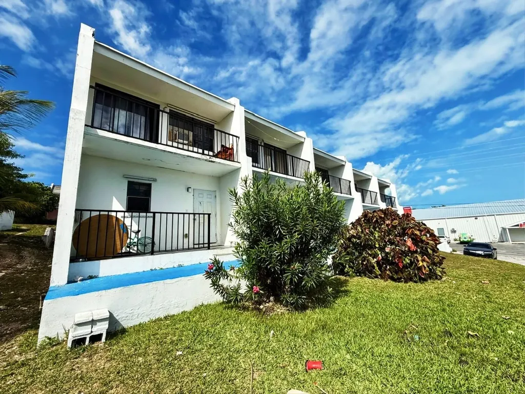 5 Townhouse Apartment Bld Abaco BS