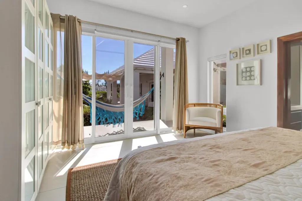 Ocean Drive 13b New Providence Paradise Island BS