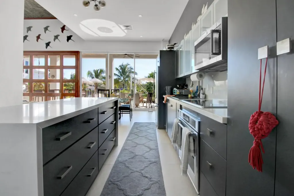 Ocean Drive 13b New Providence Paradise Island BS