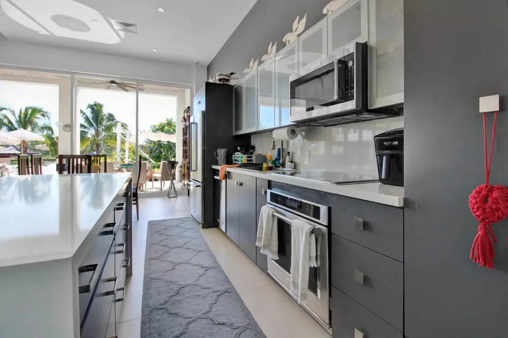 Ocean Drive 13b New Providence Paradise Island BS