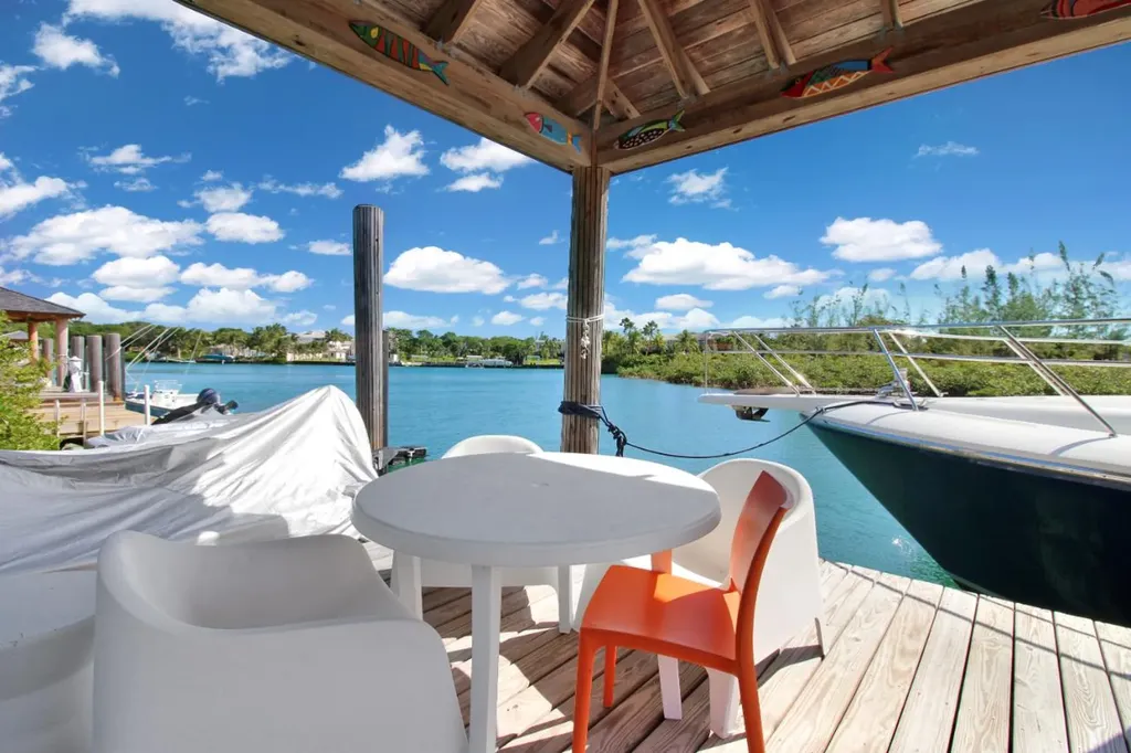 Ocean Drive 13b New Providence Paradise Island BS