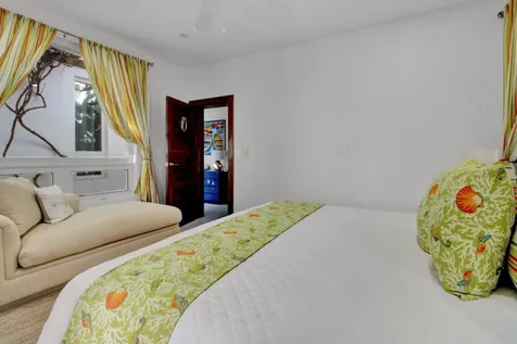 Ocean Drive 13b New Providence Paradise Island BS