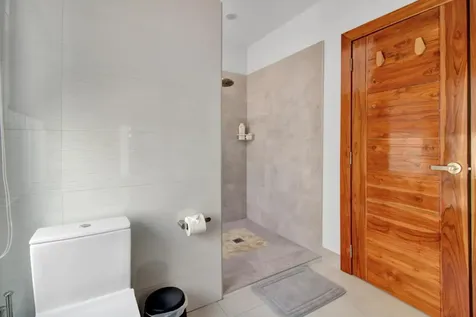 Ocean Drive 13b New Providence Paradise Island BS