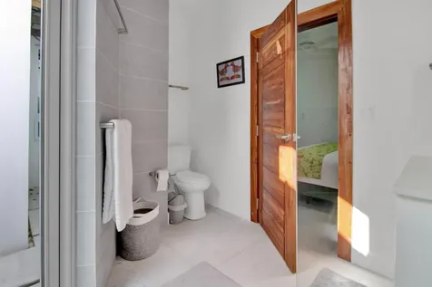 Ocean Drive 13b New Providence Paradise Island BS