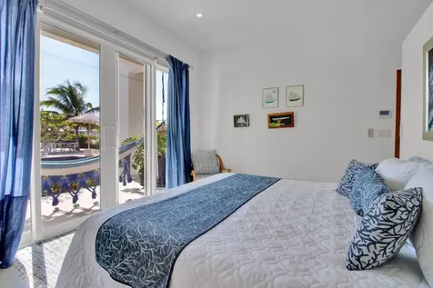 Ocean Drive 13b New Providence Paradise Island BS