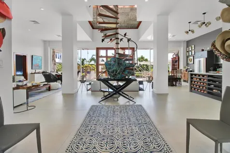 Ocean Drive 13b New Providence Paradise Island BS