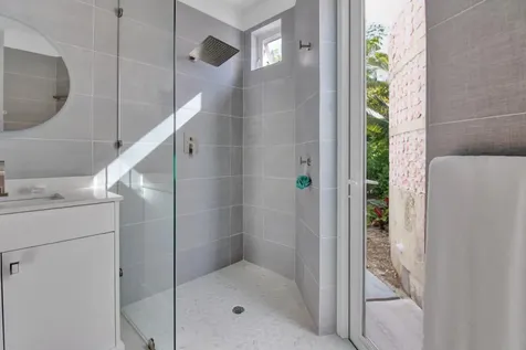 Ocean Drive 13b New Providence Paradise Island BS