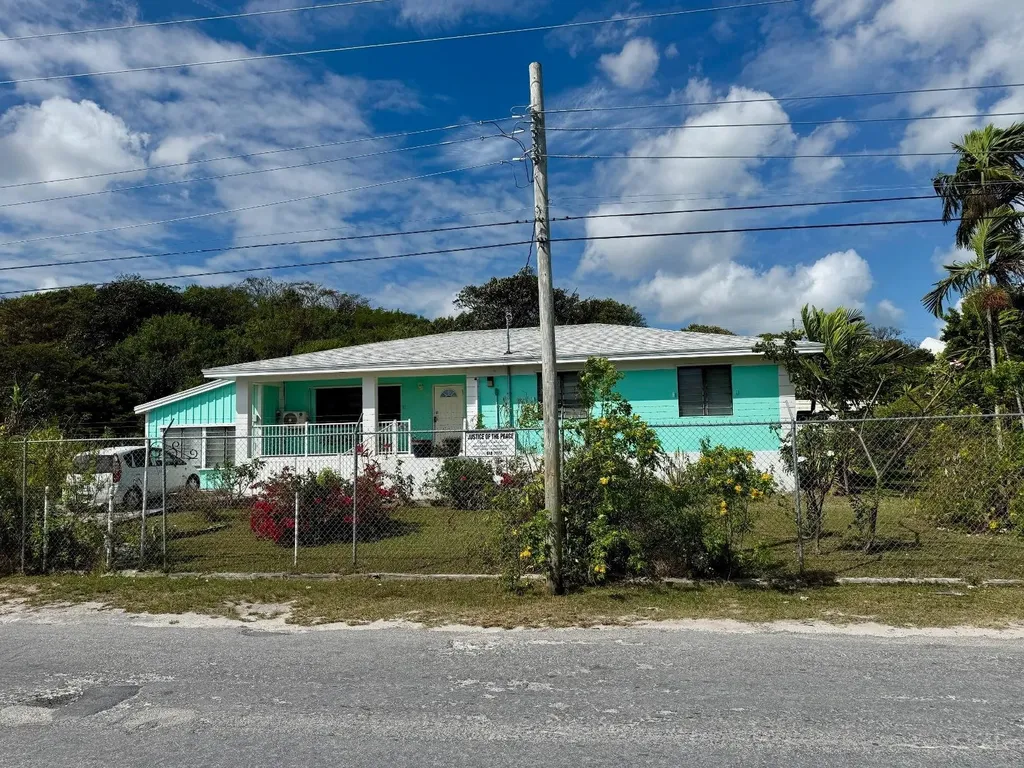 Cove's Estate Abaco BS