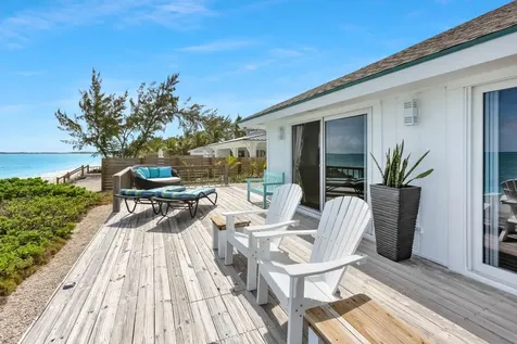 Queens Highway 18 Exuma BS