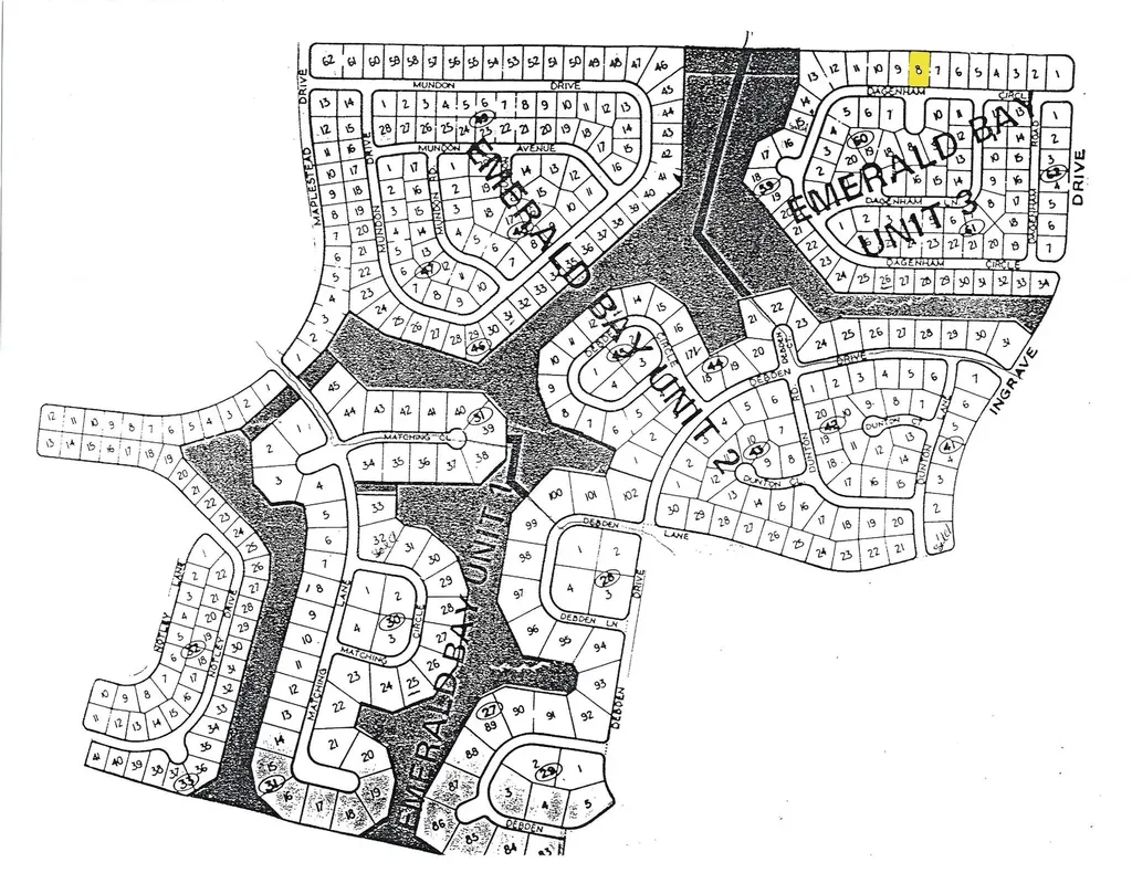 8 Degenham Circle Grand Bahama Freeport BS