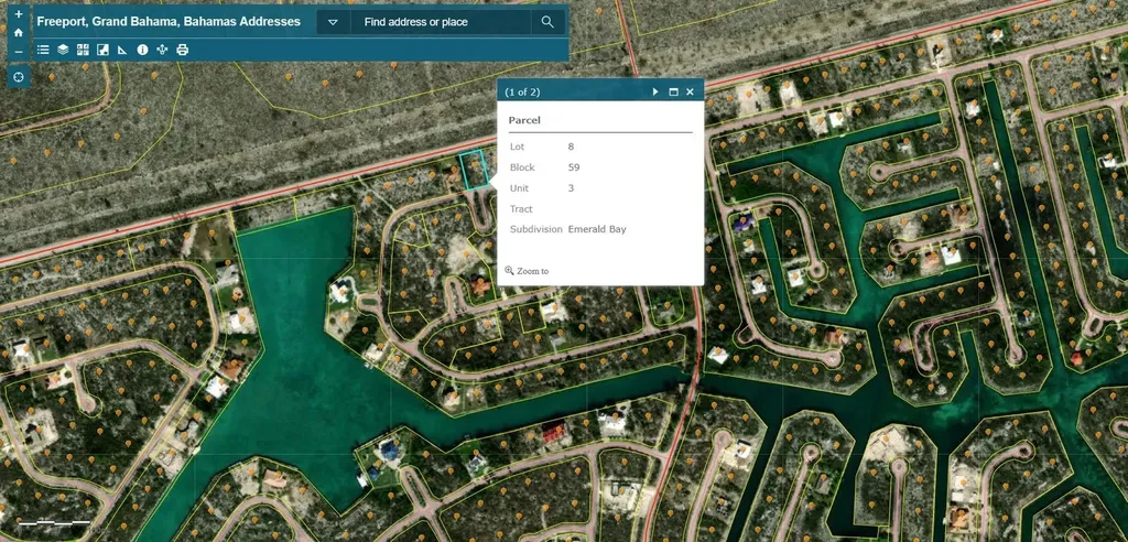 8 Degenham Circle Grand Bahama Freeport BS