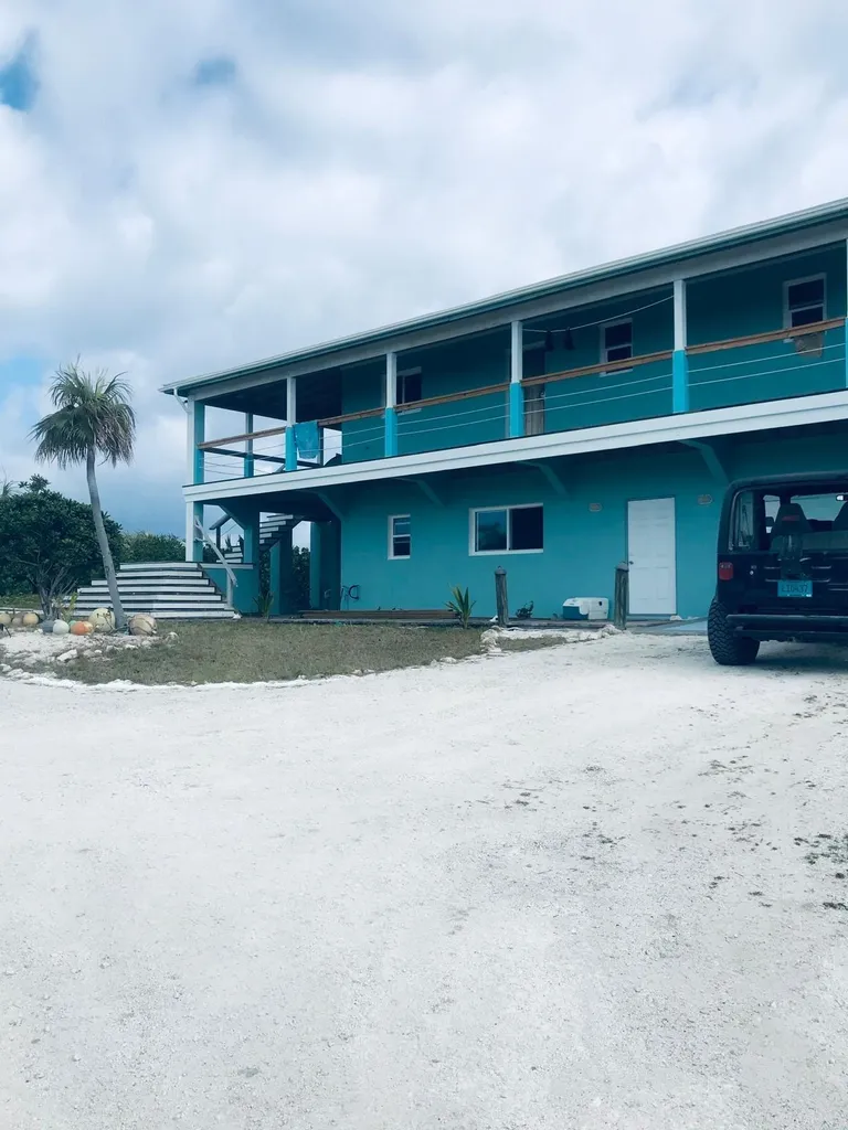 2bd/2ba Mckann's Long Island BS
