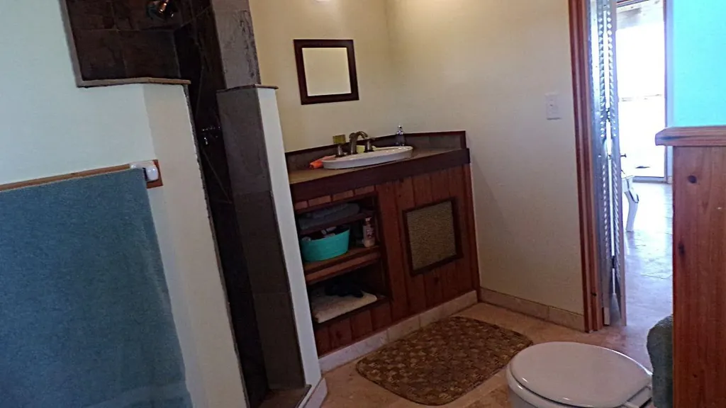 2bd/2ba Mckann's Long Island BS