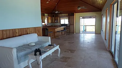 2bd/2ba Mckann's Long Island BS