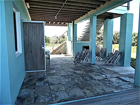 2bd/2ba Mckann's Long Island BS