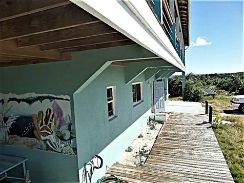 2bd/2ba Mckann's Long Island BS