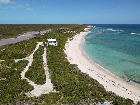 2bd/2ba Mckann's Long Island BS