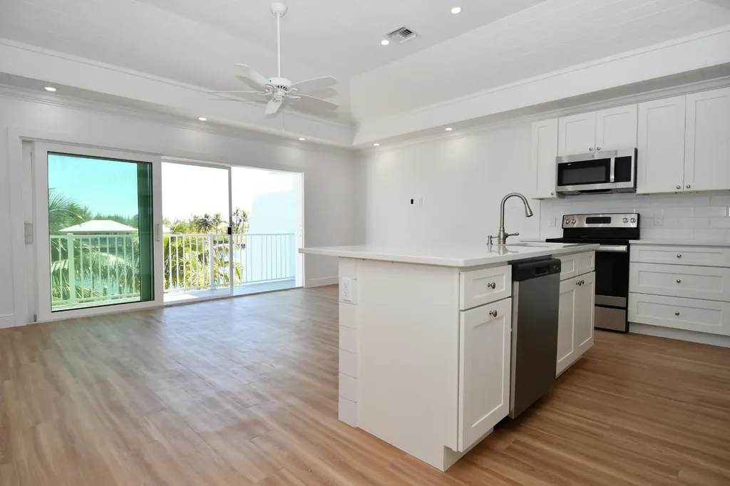 Atlantis #2220 Abaco BS