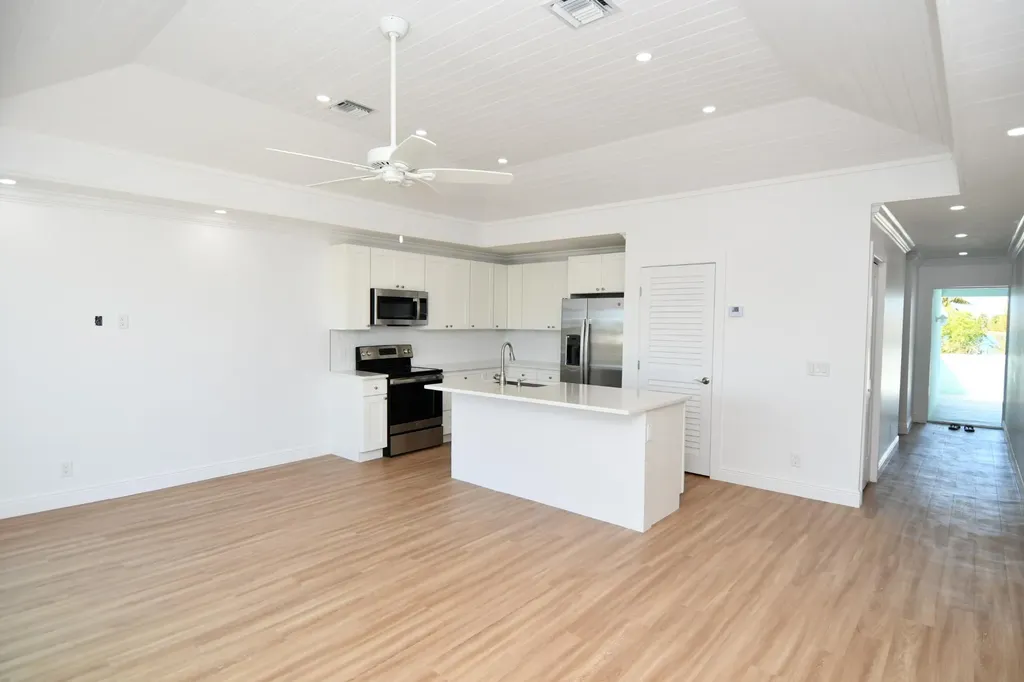 Atlantis #2220 Abaco BS