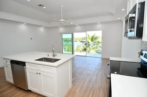 Atlantis #2220 Abaco BS