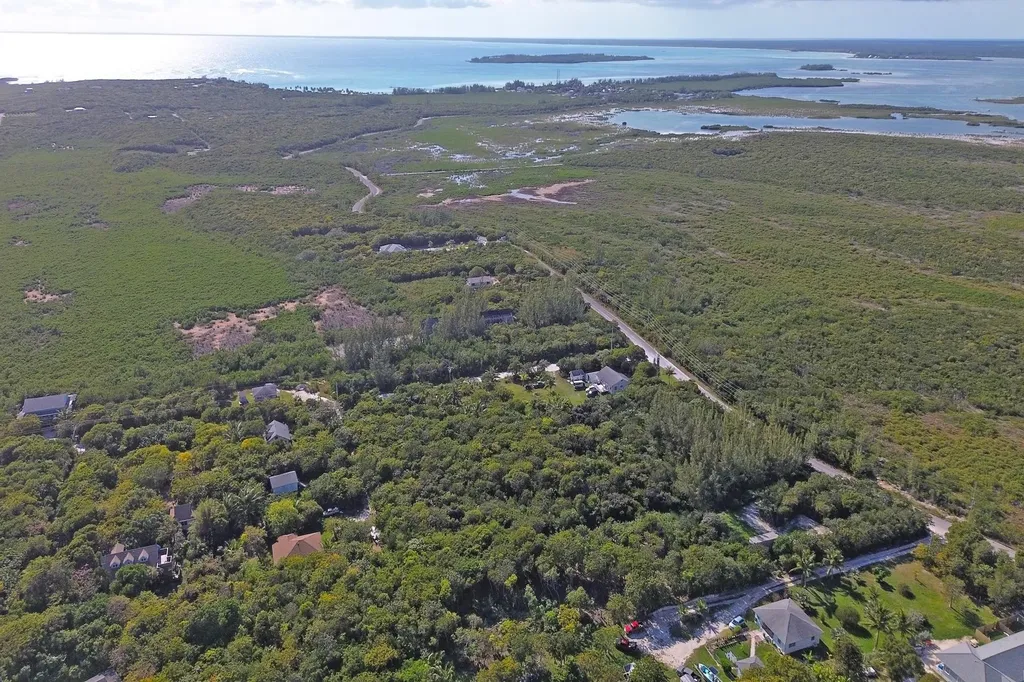 Yellow Wood Acres Abaco BS