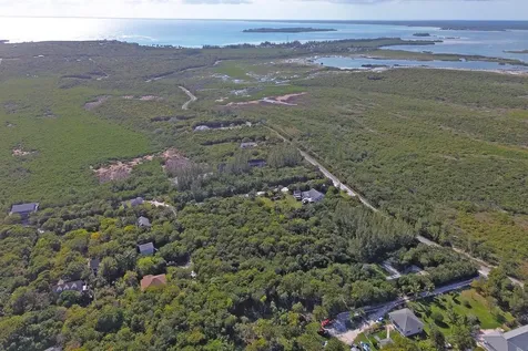 Yellow Wood Acres Abaco BS
